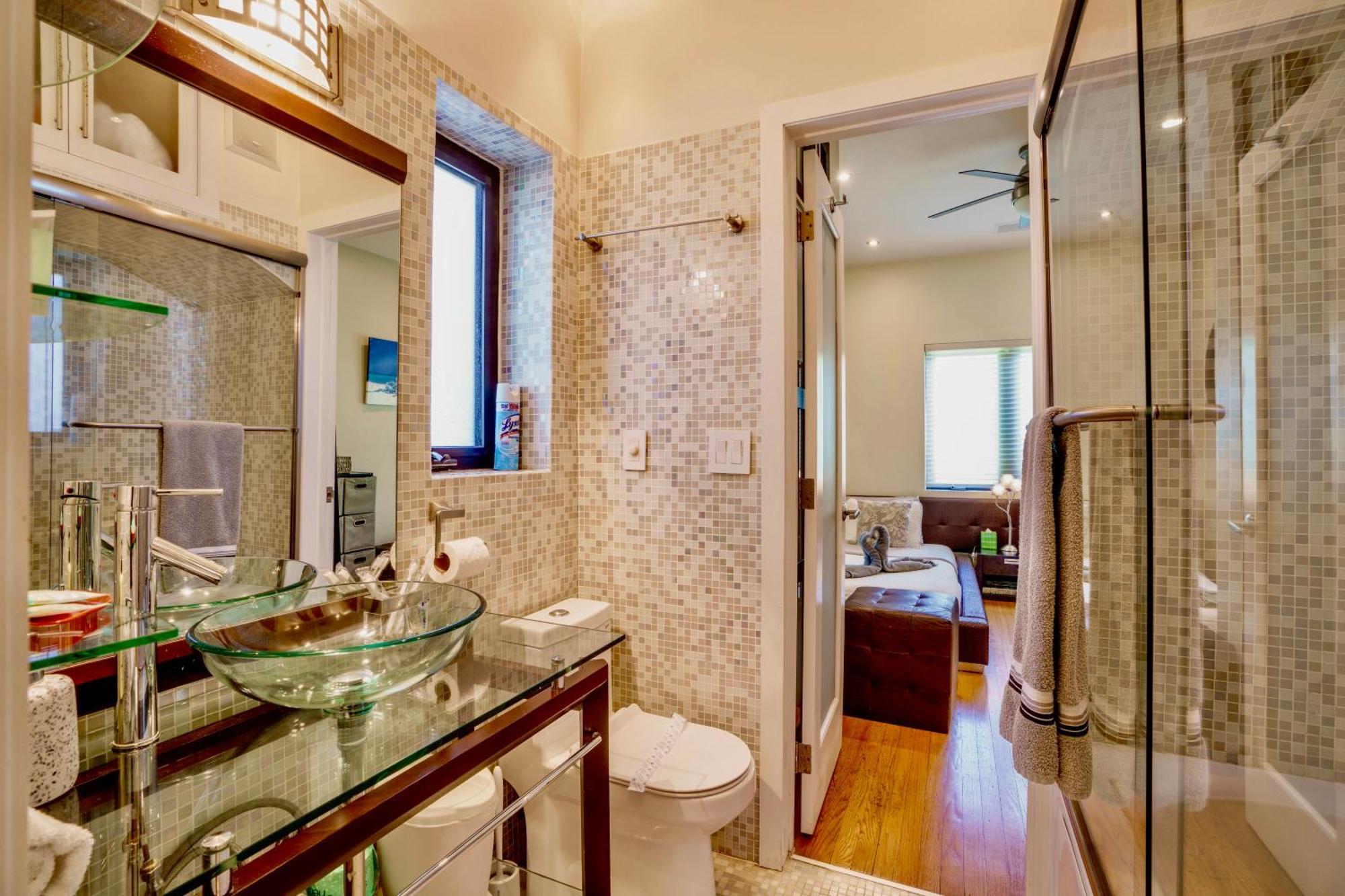 Entire Private Beautiful 2 Bedroom Plus Den House With Gated Front&Back Yard And Free Parking 10Min Drive To Miami Beach מראה חיצוני תמונה