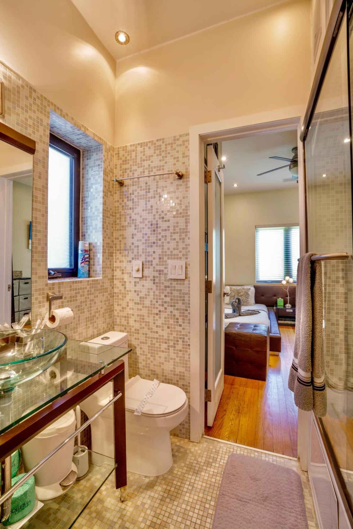 Entire Private Beautiful 2 Bedroom Plus Den House With Gated Front&Back Yard And Free Parking 10Min Drive To Miami Beach מראה חיצוני תמונה