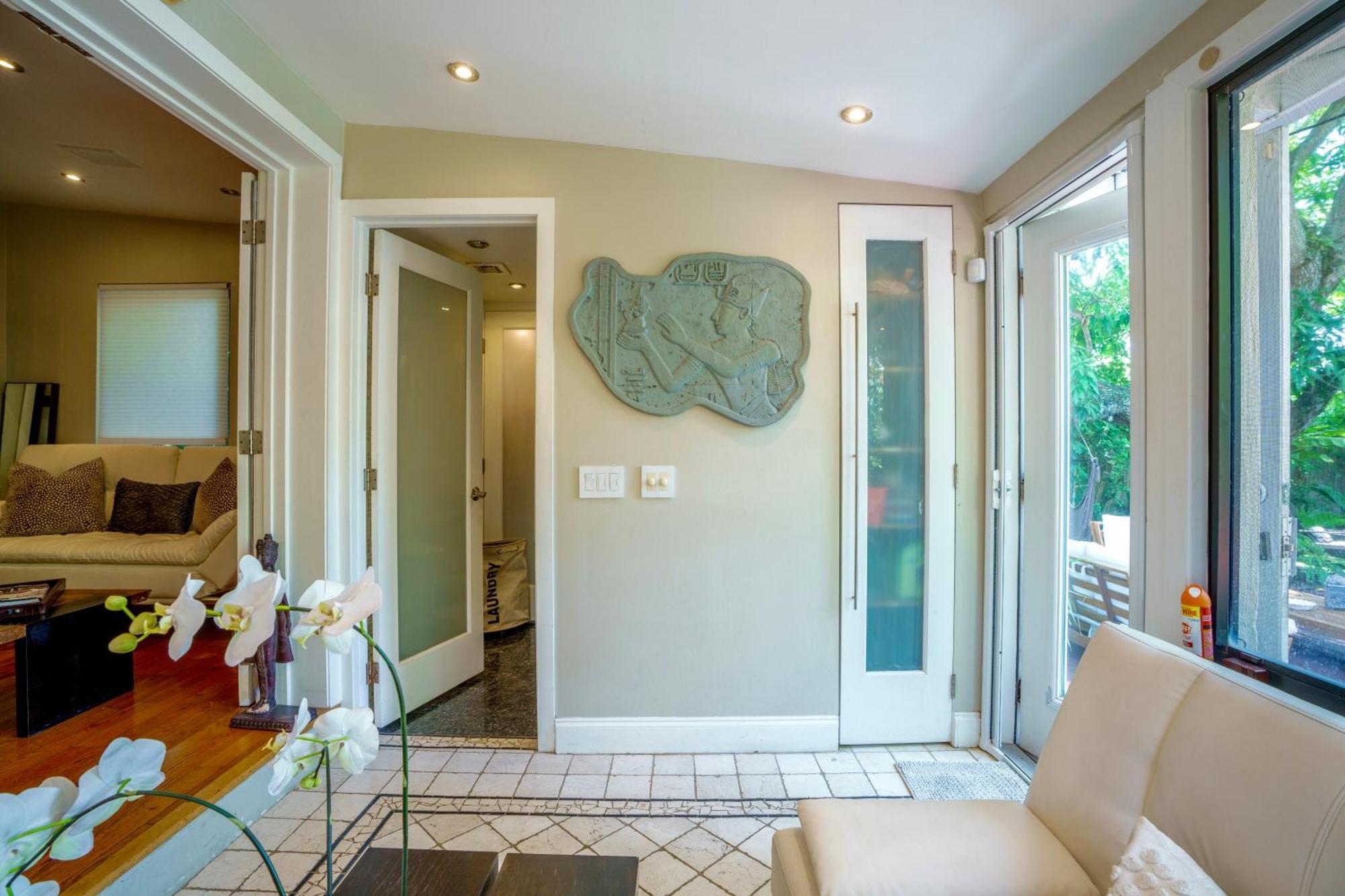 Entire Private Beautiful 2 Bedroom Plus Den House With Gated Front&Back Yard And Free Parking 10Min Drive To Miami Beach מראה חיצוני תמונה